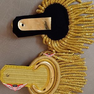 Epaulettes y Pliegues de Hombro Napoleónicos de Lujo, Ecológicos, Ceremoniales, Bordados a Mano con Flecos de Hilo Dorado, Personalizados con Diseño de Luna - Product Image 4