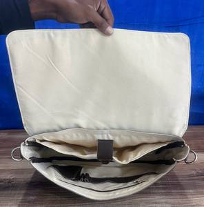 Bolso Mensajero de Cuero Genuino Hecho a Mano, Grande, Duradero, con Cierre de Cremallera, para Uso Profesional y Viajes, para Todas las Temporadas, Estilo Masculino - Product Image 4