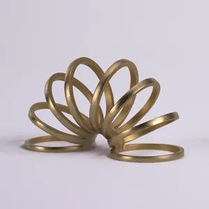 Sculpture d'art métallique contemporaine faite à la main, accent d'intérieur élégant pour les développements résidentiels de designers, villas de luxe, hôtels - Product Image 4