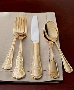 Ensemble de couverts en métal moderne aux lignes élégantes, finition contemporaine et construction de qualité professionnelle pour tables à manger élégantes - Product Image 6