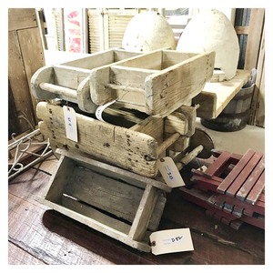 Outdoor Solid <b>Wooden</b> Brick Mould <b>Rustic</b> Garden Planter Herb Pot Holder Decorative Patio Display Piece <b>Wooden</b> Brick Mould - Product Image 1