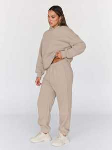 Hoodie court personnalisé pour femme – Sweat à capuche décontracté et oversize pour femme - Product Image 3