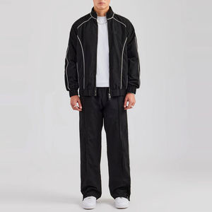 Veste coupe-vent légère en gros à prix abordable, veste coupe-vent à capuche personnalisée, fournisseur en gros - Product Image 3