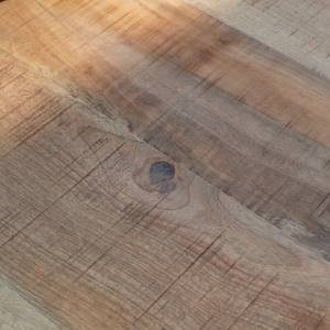 Table à manger en bois Vandana Aureo Nimbus avec plateau massif de 4 cm d'épaisseur et design contemporain - Product Image 2