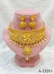 ชุดเครื่องประดับอินเดียสุดหรูจาก MOLL JEWELLERS ชุบทอง 24K ประดับเพชรซิคอนรูปดอกไม้ สร้อยคอพร้อมต่างหู สำหรับผู้หญิง เหมาะสำหรับงานหมั้น งานแต่งงาน ของขวัญ งานปาร์ตี้ - Product Image 3