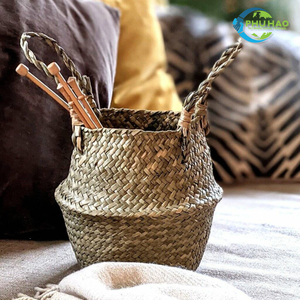 Panier décoratif artisanal de la marque PHU HAO, en jonc de mer naturel, pour le linge, les couvertures, les jouets et le rangement domestique - Product Image 4