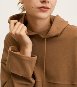 Conjunto de Sudadera con Capucha de Algodón Grueso Personalizado para Mujer y Pantalones Jogger Apilados, Transpirable, Sudaderas con Capucha para Mujer - Product Image 3