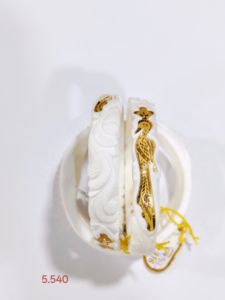 Brazalete de Concha Blanca Vintage de Oro Sólido de 22K, Joyería Tradicional Bengalí para Novia, Certificado BIS, Auténtico - Product Image 4