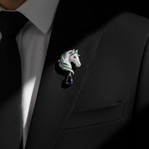 Broche personnalisée en forme de cheval, pendentif en métal, bijou animalier, breloque gravée avec pierre précieuse, plaqué argent, pour cadeaux de mariage, fiançailles, fêtes - Product Image 2