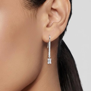 Boucles d'oreilles pendantes en or 14 carats de qualité supérieure avec diamant de laboratoire taille émeraude 35 mm, bijoux élégants en diamant fin, cadeau pour femme - Product Image 4