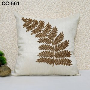 Vente en gros de housses de coussin brodées à la main de luxe pour hôtels et décoration intérieure - Product Image 6