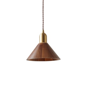Lampe suspendue moderne en bois de noyer style cône avec accents en laiton, luminaire simple pour cuisine et chambre à coucher - Product Image 1