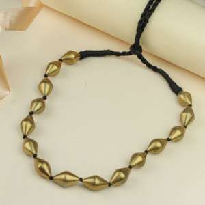 Collier de luxe Dholki avec perles, chaîne à maillons en argent 925 plaqué or, fil noir, bijoux de créateur pour femme, idéal pour les soirées - Product Image 1