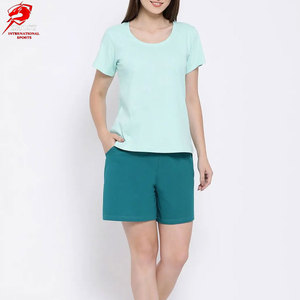 เสื้อยืดผู้หญิงแฟชั่นขายส่ง ชุดเซ็ตผ้าบางเบา สวมใส่สบาย ดีไซน์ทันสมัยสำหรับแฟชั่นฤดูร้อน - Product Image 1