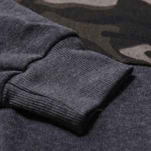 Sudadera con capucha premium personalizada para hombre con diseño de camuflaje, corte ajustado, para gimnasio, transpirable, mezcla de algodón. - Product Image 5