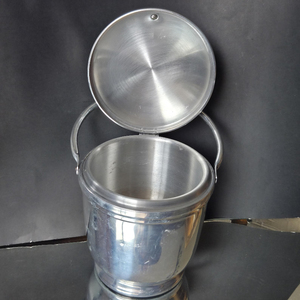 Premium Silver Plated <b>Ice</b> Bucket With Lid And Tongs Metal <b>Ice</b> Bucket Wholesale Supplier Double Walled Copper Wine <b>Cooler</b> Supply - Product Image 1