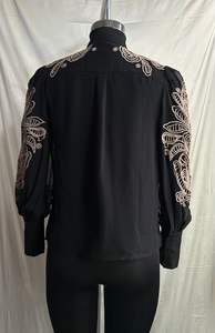 Chemise élégante pour femmes en coton Dobby à manches longues avec une coupe confortable pour les occasions décontractées, les fêtes et le bureau - Product Image 4