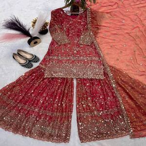 Conjunto de Kurta Sharara de Seda para Mujer VASTRA COTTAGE con Dupatta, Bordado de Lentejuelas, Traje Étnico para Fiesta - Product Image 1