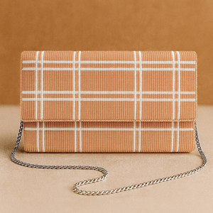 Sac à main brodé traditionnel de haute qualité pour femme avec perles florales, fait main, forme personnalisée pour tenue de mariage ou de fête - Product Image 6