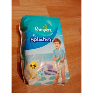 Couches-culottes de bain Premium Pampers Splashers conçues pour les jeux aquatiques avec un ajustement sécurisé et une protection contre les fuites - Product Image 1