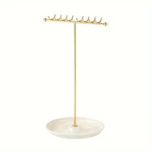 Organizador de Joyas Delgado con Múltiples Ganchos, Soporte para Collares, Bandeja Expositora de Pendientes, Base Antienredos, Diseño que Ahorra Espacio para Tocador - Product Image 5