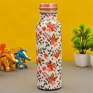 Botella de Agua de Cobre Hecha a Mano con Diseño Floral, Portátil para Viajes - Product Image 4