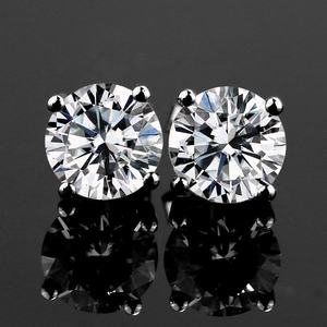 Boucles d'oreilles clous en moissanite de luxe en gros avec argent sterling 925 pour hommes, pour la vente au détail et l'exportation mondiale - Product Image 3