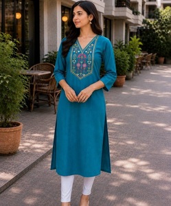 Kurtis de Algodón Color Verde Azulado para Mujer, con Cuello en V Bordado, Corte Holgado, Largo Midi, Estilo Tradicional Indio-Pakistaní, Ropa Casual - Product Image 1