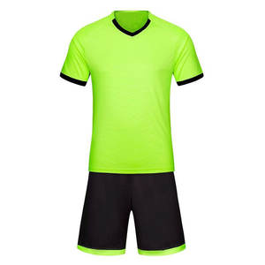 Uniformes de Fútbol Personalizables de Secado Rápido y Transpirables en Todos los Colores Sólidos para Entrenamiento de Equipos - Alta Calidad - Product Image 1