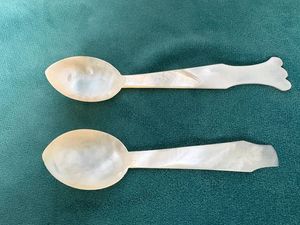 Premium Mother of Pearl Caviar <b>Spoon</b> Natural Seashell Utensil Non Metallic <b>Serving</b> <b>Spoon</b> for Luxury Seafood Presentation - Product Image 3