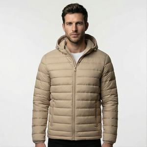 2025 Trending Xl chaqueta universitaria de burbujas para hombre de alta calidad invierno pesado Puffer con logotipo personalizado bordado soporte nuevo servicio Oem - Product Image 1