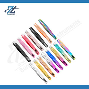 Juego de Pinzas para Cejas de Acero Inoxidable Color Oro Rosa de Lujo, con Punta Inclinada, Aplicador de Pestañas, Kit de Cuidado Personal con Estuche de Viaje, Hecho en Pakistán - Product Image 3