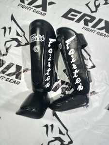 Protège-tibias de boxe professionnelle, Muay Thai, Kickboxing, protection du cou-de-pied, protection professionnelle en cuir avec cadre en acier et fermeture auto-agrippante - Product Image 2