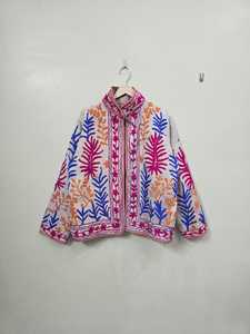 Chaqueta de Algodón Bordada Kantha Vintage, Atractiva y Llamativa, para Mujer, Cosida a Mano con Motivos Florales y Artísticos Folclóricos Tropicales, Abrigo de Invierno, Blazer - Product Image 2