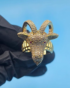 Anillo de Moissanita con Cabeza de Cabra, Plata 925, Acabado en Oro Amarillo Vintage, Joyería Hip Hop, Anillo de Diamantes de Moissanita con Incrustaciones, Chapado en Oro - Product Image 1