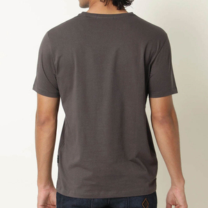 Camiseta estampada para hombre de diseño de tela de alta calidad, estilo moderno para uso casual. - Product Image 6