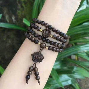 กำไลข้อมือไม้กฤษณาเวียดนามคุณภาพสูง ลูกปัดไม้ธรรมชาติ วินเทจ สำหรับวันครบรอบ หรือใช้เป็นลูกประคำ ขายส่ง รับผลิตแบบ OEM - Product Image 3