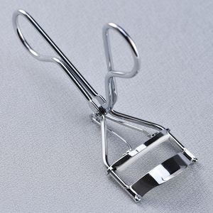 Recourbe-cils en acier inoxydable durable, outil de beauté portable avec emballage en boîte personnalisé, directement de l'usine - Product Image 4
