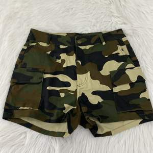 Nuevos Shorts Cargo para Mujer Disponibles al por Mayor, Transpirables, Sostenibles, Estilo de Moda, Shorts Deportivos/de Entrenamiento - Product Image 5