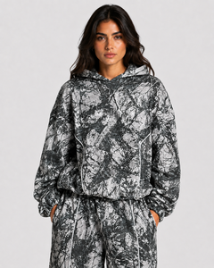 Ensemble de survêtement camouflage surdimensionné pour femme OEM Contrastline, en molleton de coton premium, avec sweat à capuche à passepoil contrastant et pantalon de jogging à jambes larges - Product Image 3