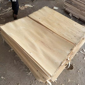Chapa de Madera de Caucho Cortada Rotacionalmente, Duradera y Ecológica, 5-10% de Humedad, 1270x640mm, para Fabricación de Muebles y Tableros de Contrachapado - Product Image 1
