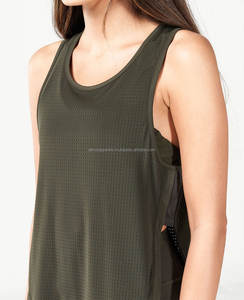 Camiseta negra sin mangas de punto acanalado para mujer con logotipo personalizado y botones redondos, accesorio de moda superventas de verano - Product Image 3