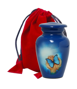 Petite urne funéraire décorée d'un papillon bleu pour cendres commémoratives, urnes et objets commémoratifs esthétiques - Product Image 1