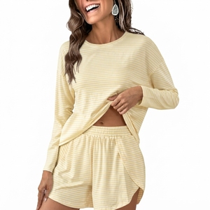 Conjuntos de Seda de Hielo para Mujer, Color Sólido, Verano, Finos y Transpirables, Camisetas + Pantalones Cortos, Traje de 2 Piezas, Ropa Deportiva Informal a la Moda para Mujer - Product Image 6