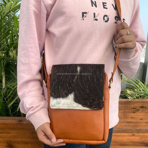 โออีเอ็มกระเป๋าถือหนังขนสัตว์แท้สำหรับผู้หญิงกระเป๋าสะพายไหล่หนังแท้หรูหรางานออกแบบได้ตามต้องการ - Product Image 3