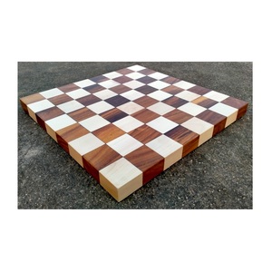 Échiquier en bois massif fait main sur mesure, échiquier professionnel en bois épais, plateau de jeu carré, décoration de table, jeu d'échecs en bois - Product Image 1