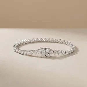 Bracelet tennis en or 14 carats avec émeraudes et diamants de laboratoire, plaqué or, style hip-hop, certifié IGI, classique, tendance, personnalisé, luxueux - Product Image 1