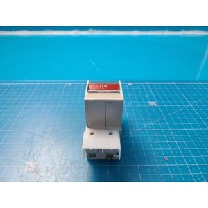 Protector de Circuito Mitsubishi CP30-BA CP30-BA 2A Usado Como Está, Piezas de Equipos Semiconductores Legacy - Product Image 1