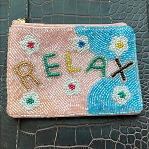 Pochette à monnaie brodée à la main de qualité supérieure, avec perles de rocaille, style Candy Corn, porte-monnaie de poignet, petit portefeuille - Product Image 1