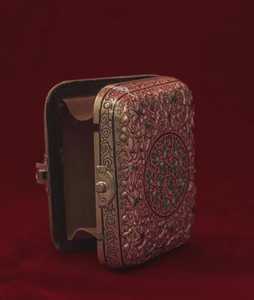 Bolso de mano de latón con cadena y grabado, precio razonable, tacto premium, accesorios de boda para mujer con opción OEM/ODM - Product Image 3